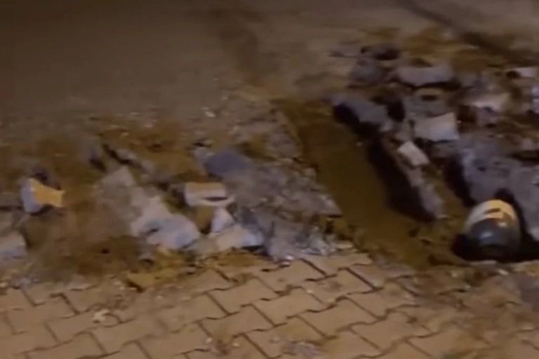 Başiskele’de yol çilesi bitmiyor!