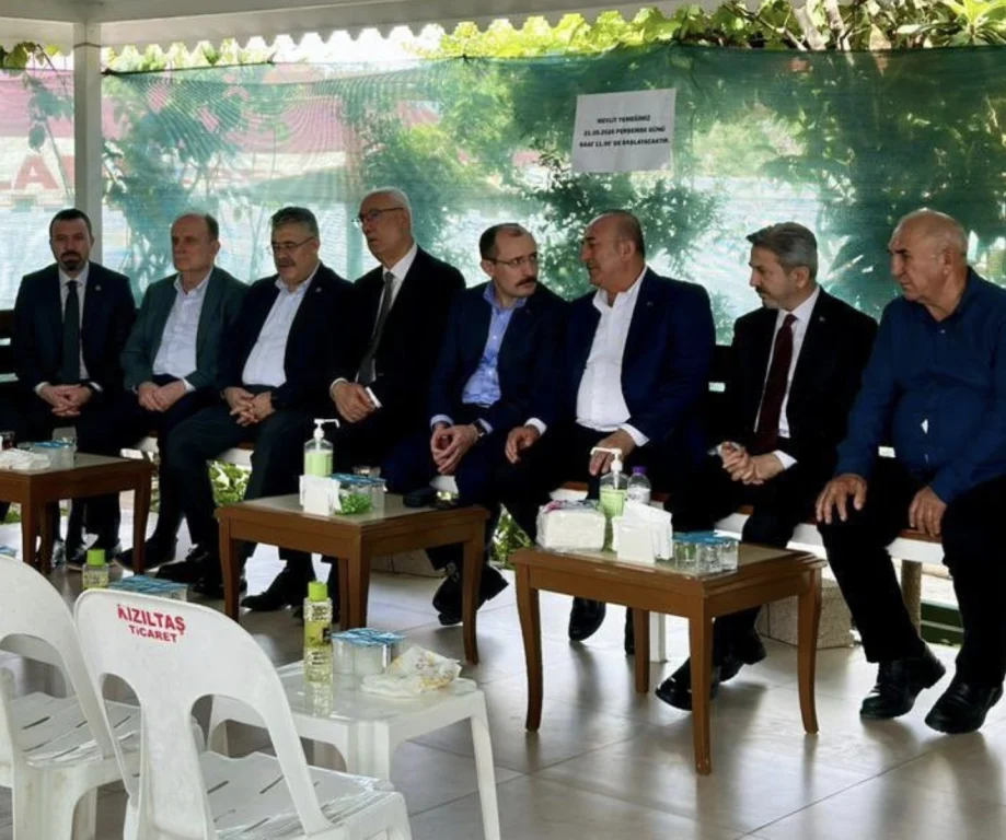 Tipioğlu, Çavuşoğlu’na taziye ziyaretinde bulundu