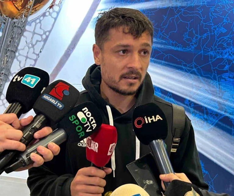Kocaelispor’dan Ahmet Oğuz’a veda