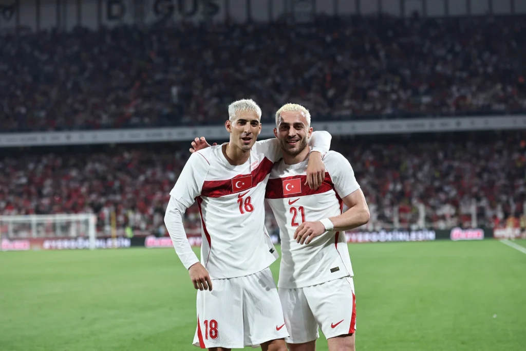 Milliler hazırlık maçında farka koştu