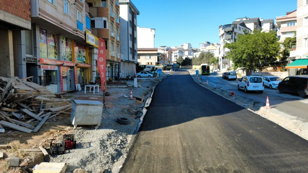 Uğur Mumcu Caddesi yenileniyor
