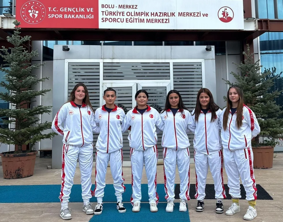 Körfezli ragbiciler milli takım kampında
