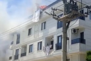 Darıca’da yangından anne ve 2 çocuğu kurtarıldı!