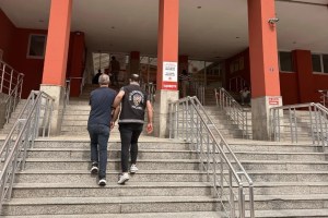 Fuhuş hükümlüsü Kocaeli’de kıskıvrak yakalandı!