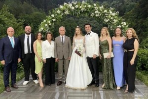 Karamürsel’de Ömer ve Simay Dünyaevine Girdi