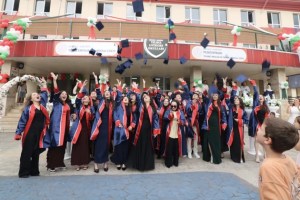 Yıldız Entegre Okullarında mezuniyet coşkusu