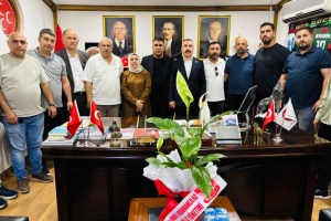 Ardahanlılar Derneği’nden MHP Dilovası’na destek ziyareti