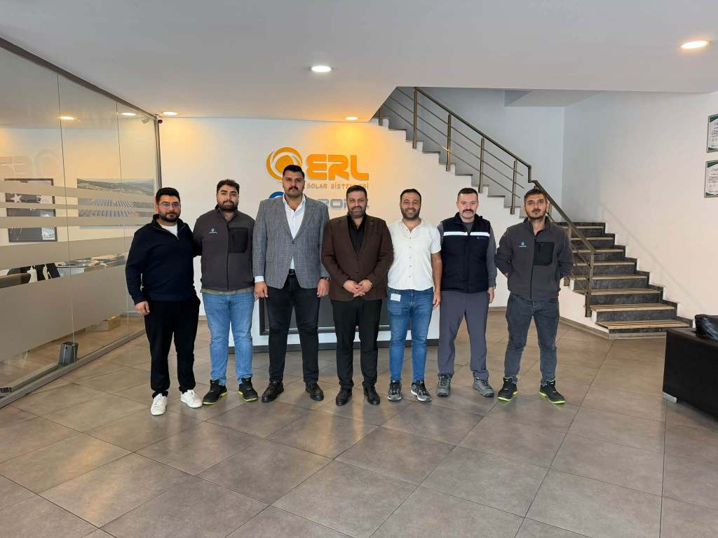 MHP DARICA İLÇE BAŞKANI YAVUZ FURUNCİ’DEN FIRTINAYA RAĞMEN SAHA MESAİSİ