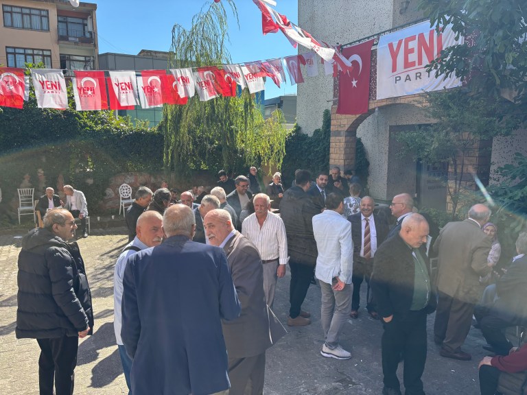 YENİ PARTİ DİLOVASI’NDA KONGRE HEYECANI İKİ ADAY YARIŞIYOR