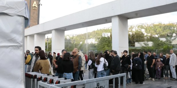 16. Kocaeli Kitap Fuarı kapılarını açtı