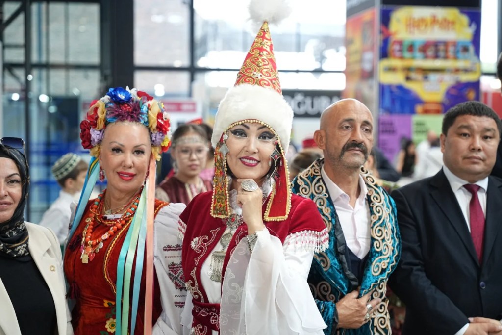16. Kocaeli Kitap Fuarı kapılarını açtı - 3. görsel