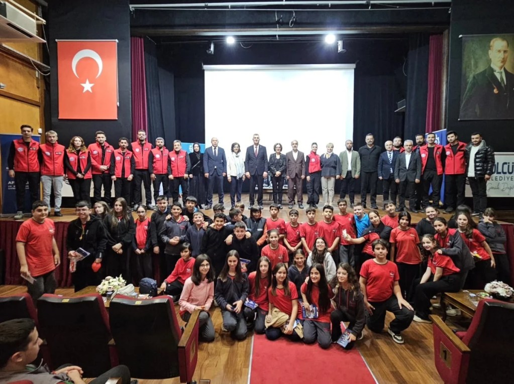 Afet risklerini azaltma paneli düzenlendi