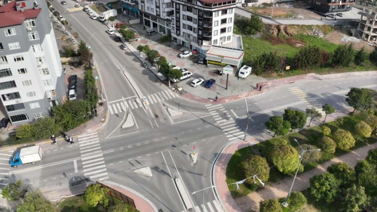 Bahriye Üçok Caddesi yenileniyor