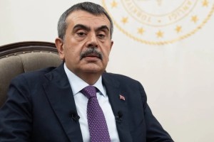 Bakan Tekin okul saldırılarına tepki gösterdi