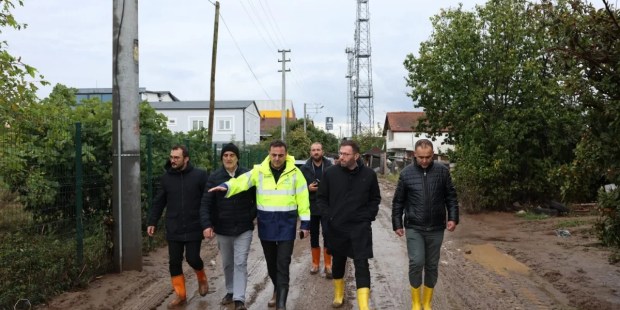 Başiskele’de selin izleri siliniyor