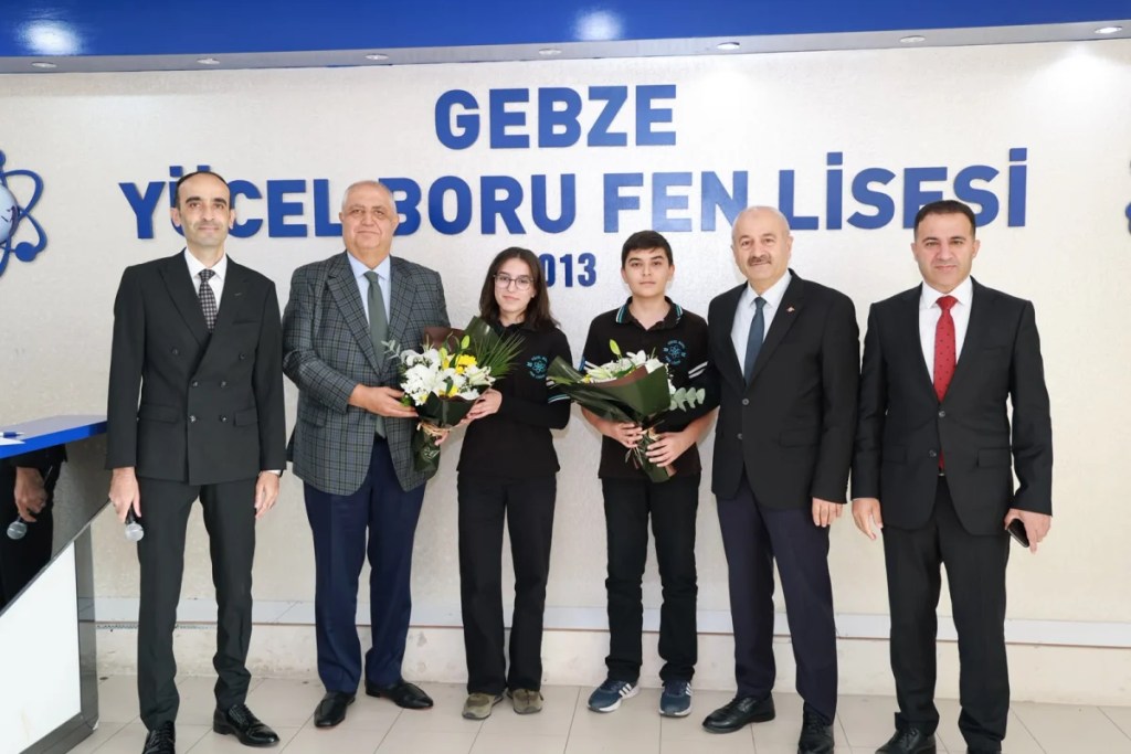 Başkan Büyükgöz Gebze'de okulları gezdi