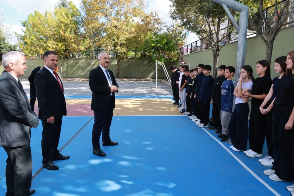 Başkan Büyükgöz Gebze'de okulları gezdi - 3. görsel
