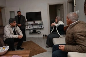 Başkan Kocaman afetzede aileleri ziyaret etti