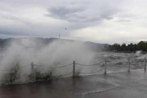 Batı Karadeniz için şiddetli fırtına uyarısı