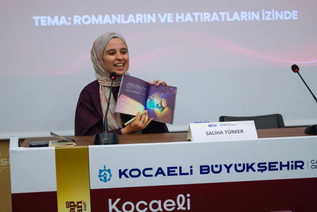Bayram Karaçor Kocaeli Kitap Fuarı'nda konuştu