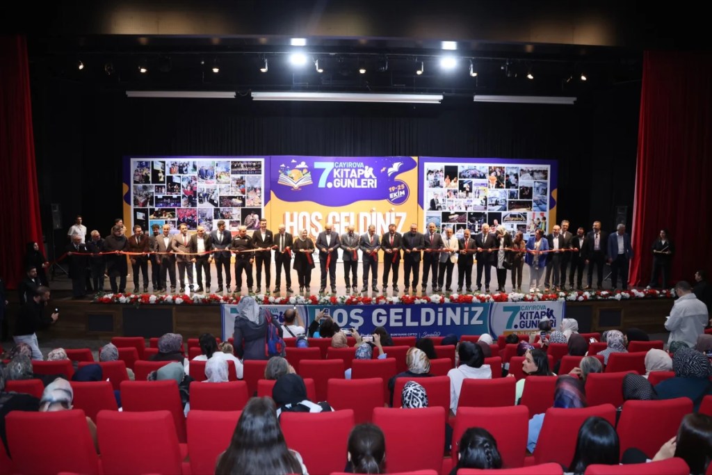 Çayırova Kitap Günleri kapılarını açtı