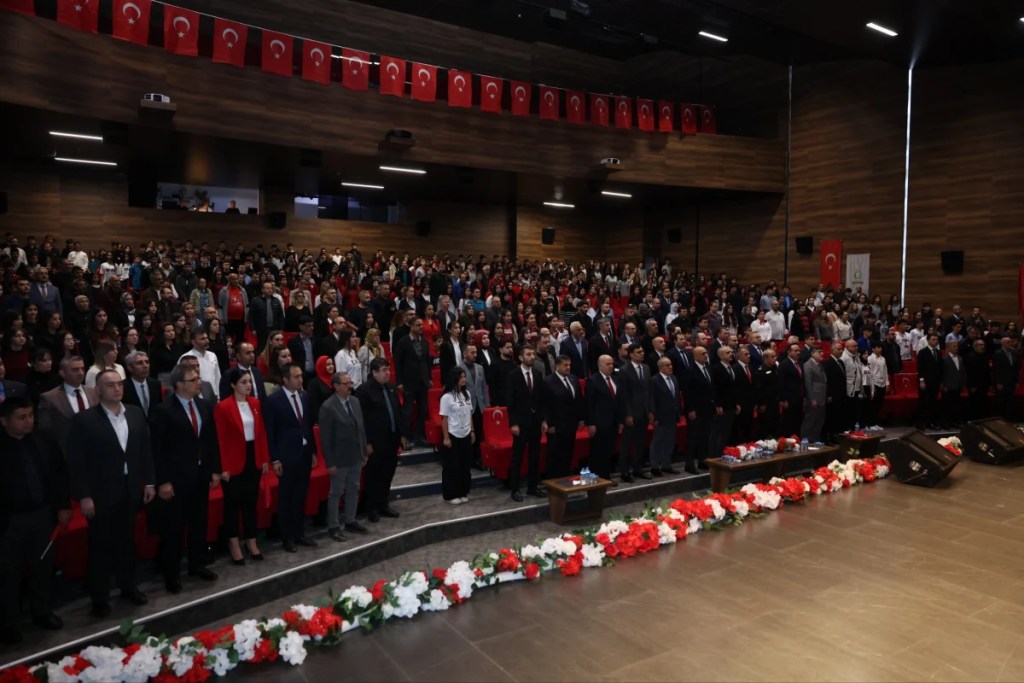 Çayırova'da Cumhuriyet coşkusu yaşandı - 2. görsel