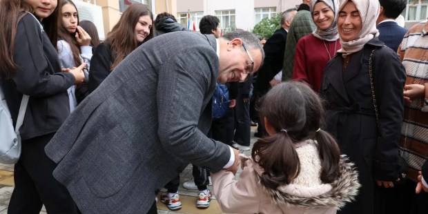 Derince’de 29 Ekim kutlamaları başladı