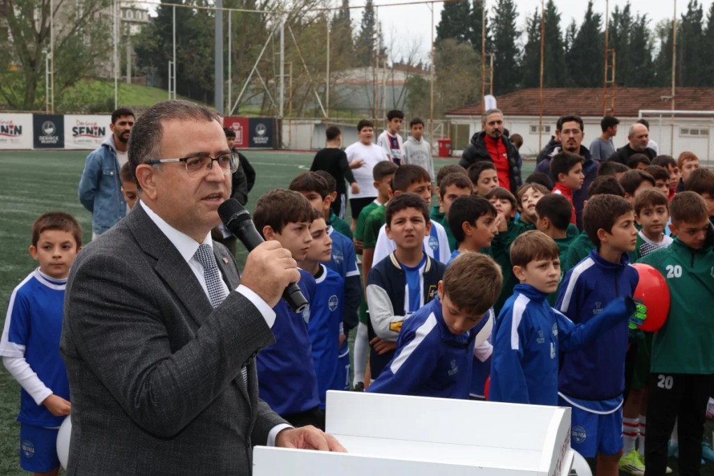 Derince'de Cumhuriyet Kupası sahibini buldu