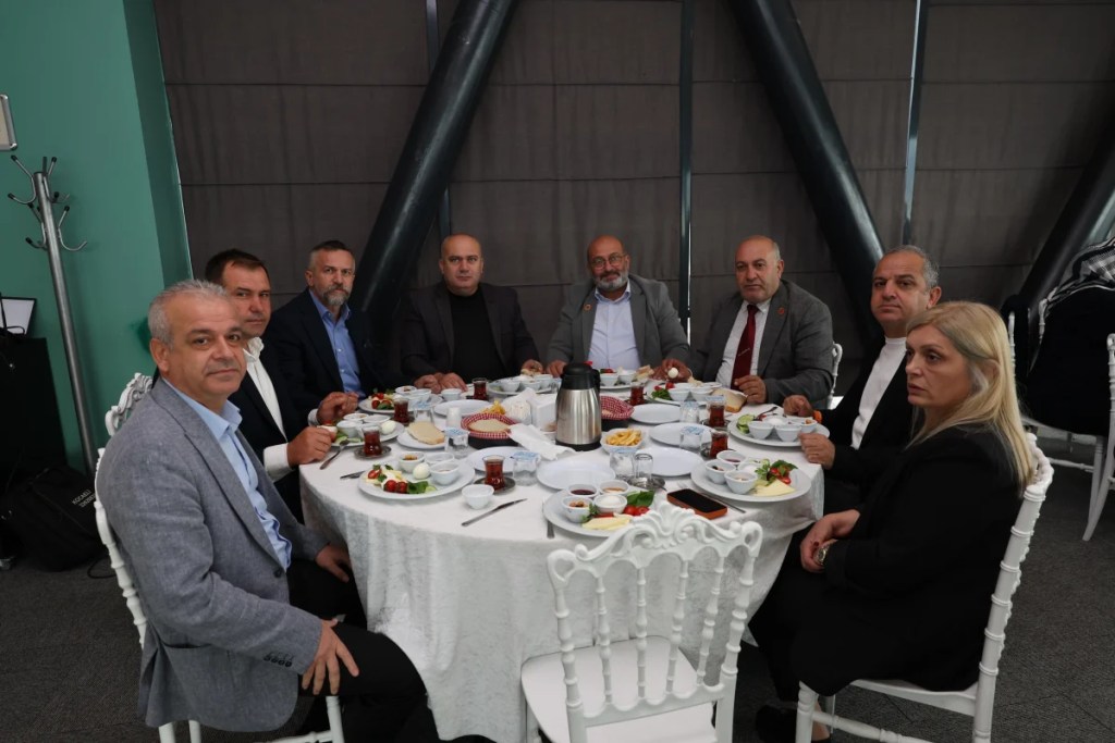 Derince'de muhtarlar buluşması yapıldı - 2. görsel