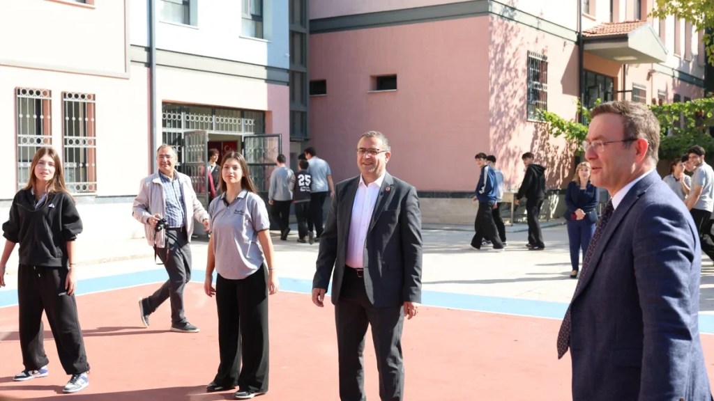 Derince’deki 55 okula güvenlik dedektörü