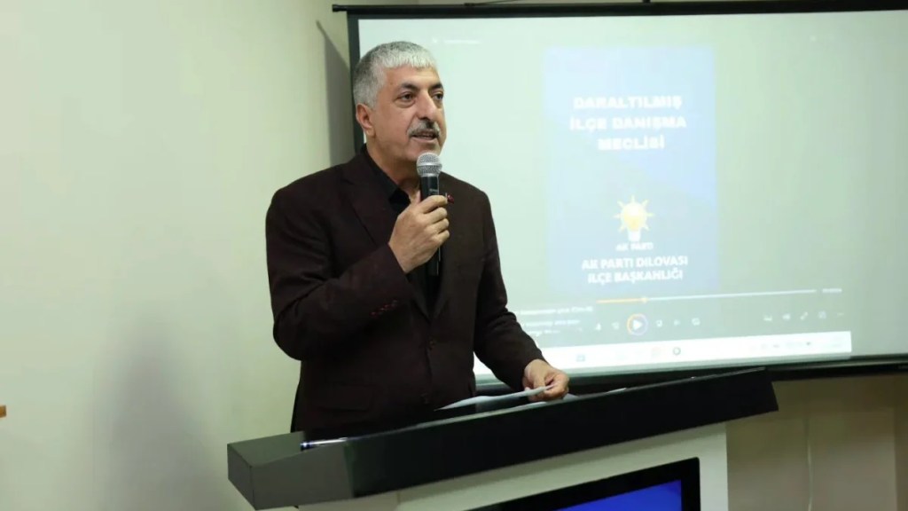 Dilovası’nda projeler teşkilatla masaya yatırıldı