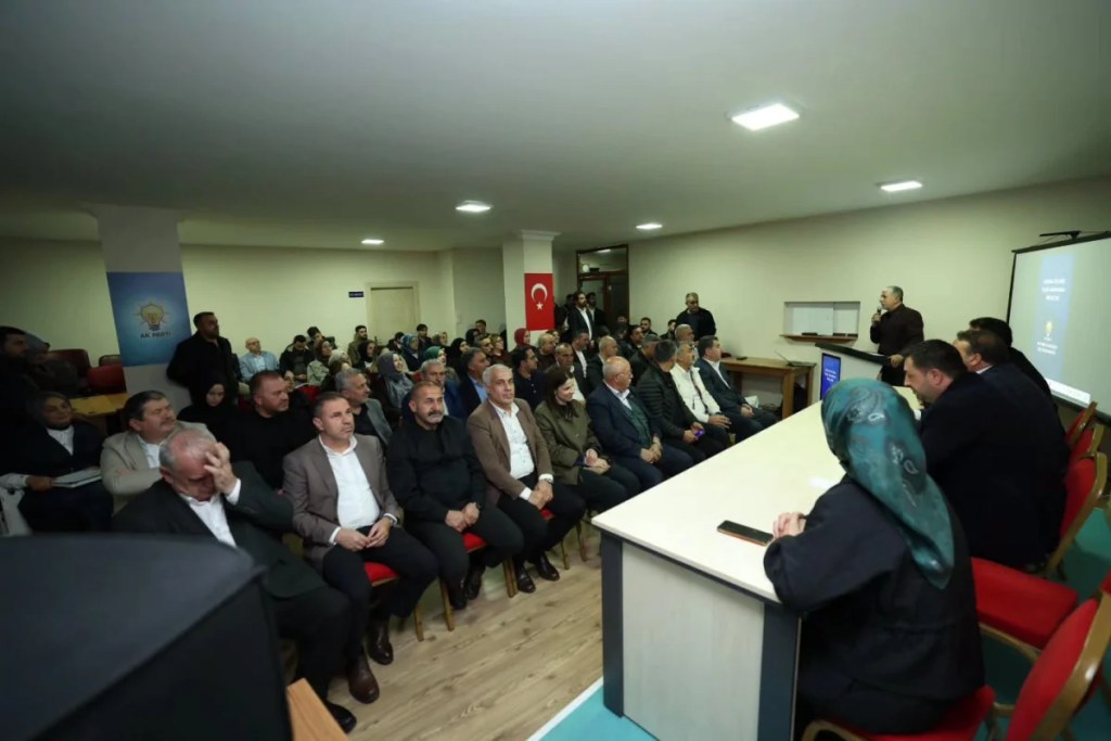 Dilovası'nda projeler teşkilatla masaya yatırıldı - 2. görsel
