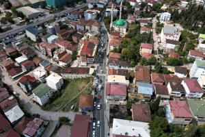 Dilovası’nda yollar baştan sona yenileniyor