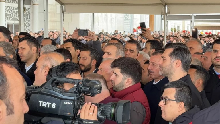 Dündar Ziya Gültekin son yolculuğuna uğurlandı - 3. görsel