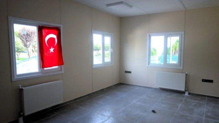 Emekli Polisler Lokali için geri sayım