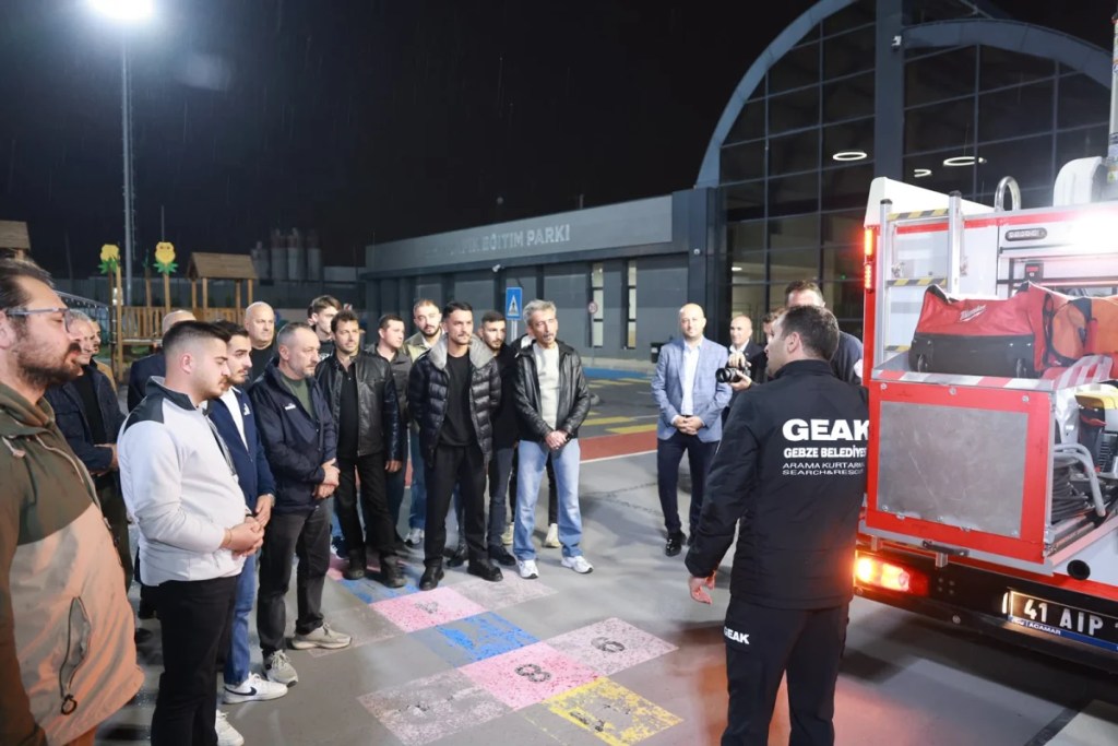Gebze'de 40 mahalleye afet timi kuruluyor