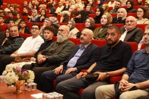 Gebze’de Biz Kimiz Konferansı Düzenlendi