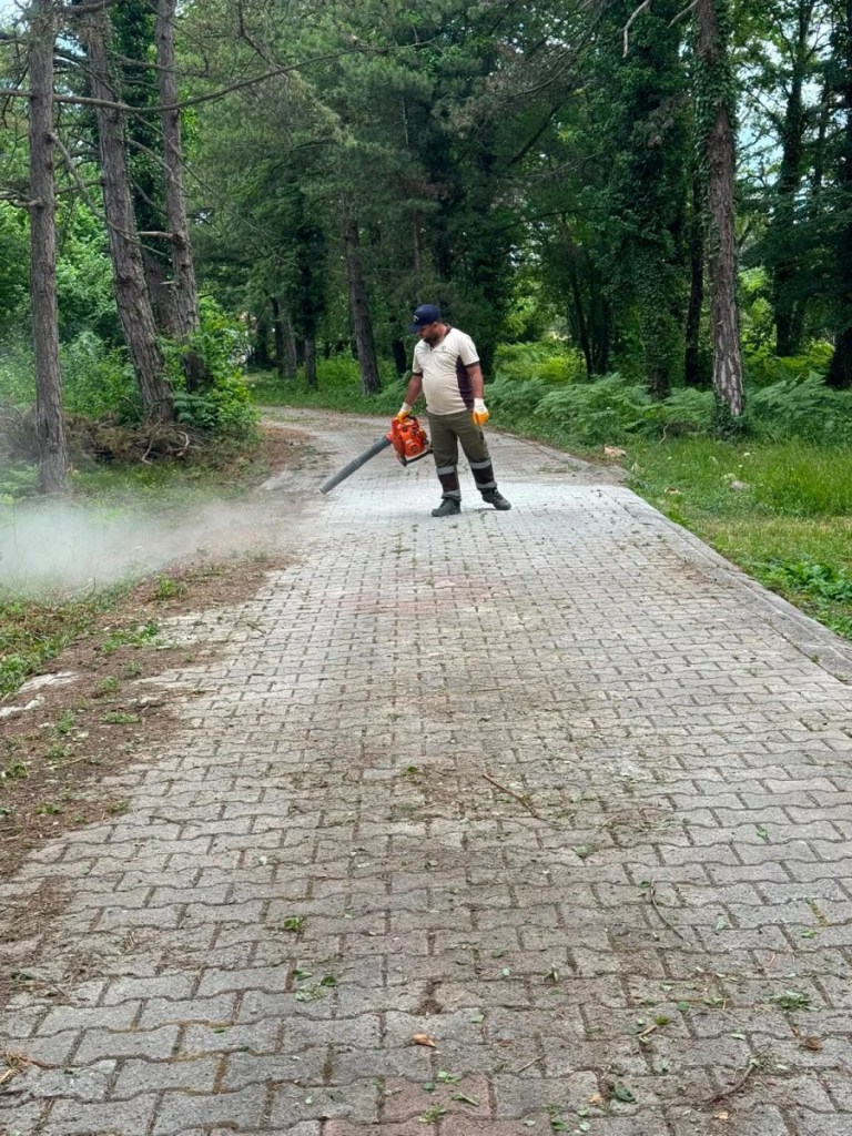 Gebze'nin köy mezarlıklarında bakım seferberliği