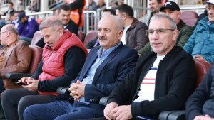 Gebzespor sahasında Soma Spor’u 4-1 devirdi