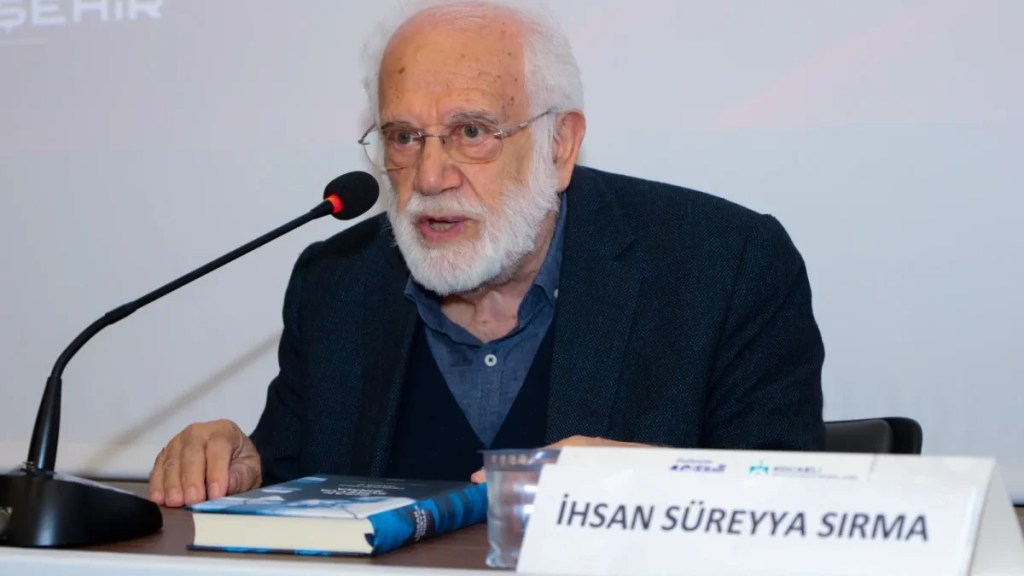 İhsan Süreyya Sırma Kitap Fuarı’nda konuştu