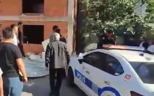 İnşaat çalışanları ile mahalleli birbirine girdi!