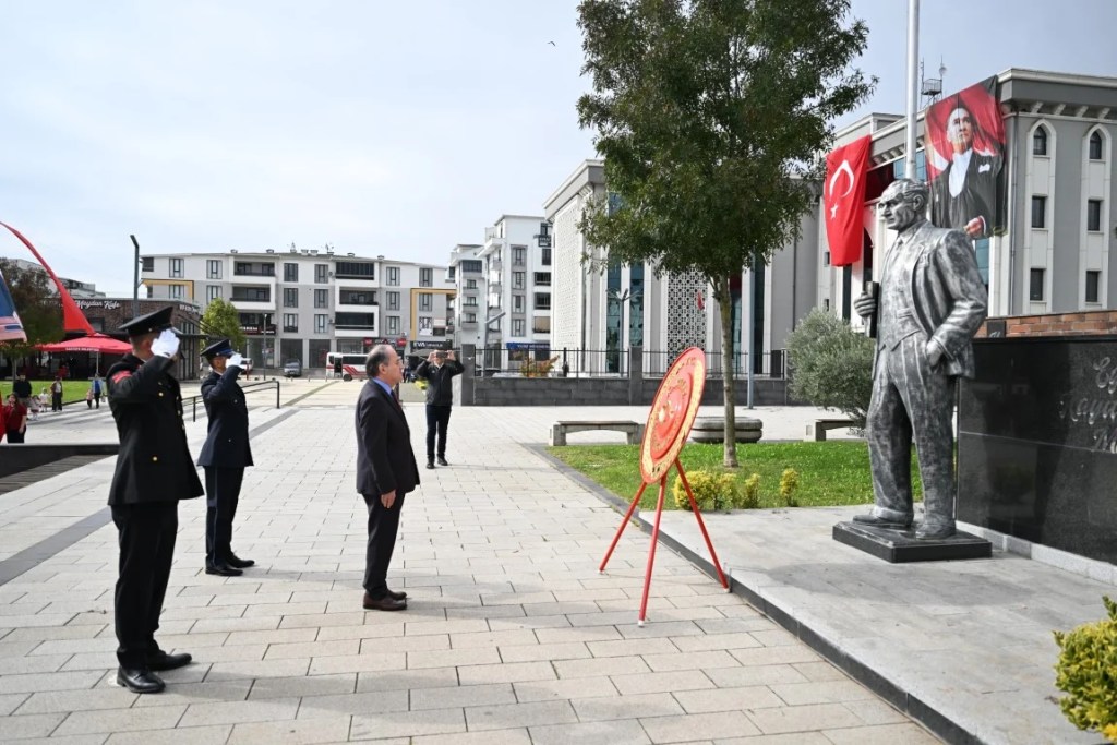 Kartepe Kent Meydanı'nda Cumhuriyet coşkusu - 2. görsel