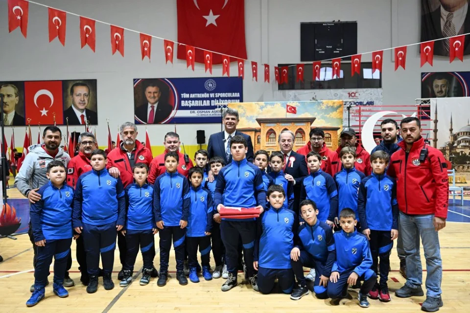 Kartepe'de Cumhuriyet Bayramı kutlandı