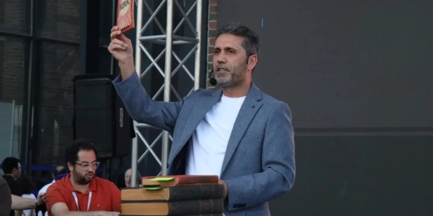 Kitap Fuarı’nda 45 nadir eser satıldı