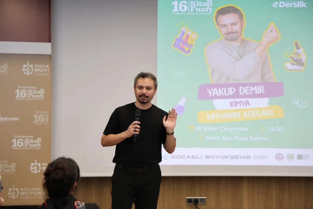 Kitap fuarında e-Derslik rüzgarı esti