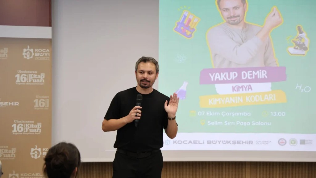 Kitap fuarında e-Derslik rüzgarı esti