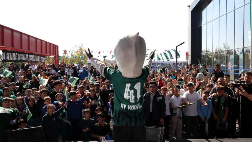 Kitap Fuarı’nda Kocaelispor coşkusu
