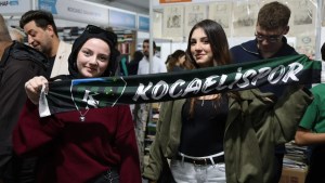 Kitap Fuarı’nda Kocaelispor coşkusu sürüyor