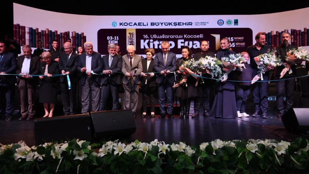 Kocaeli Kitap Fuarı kapılarını açtı