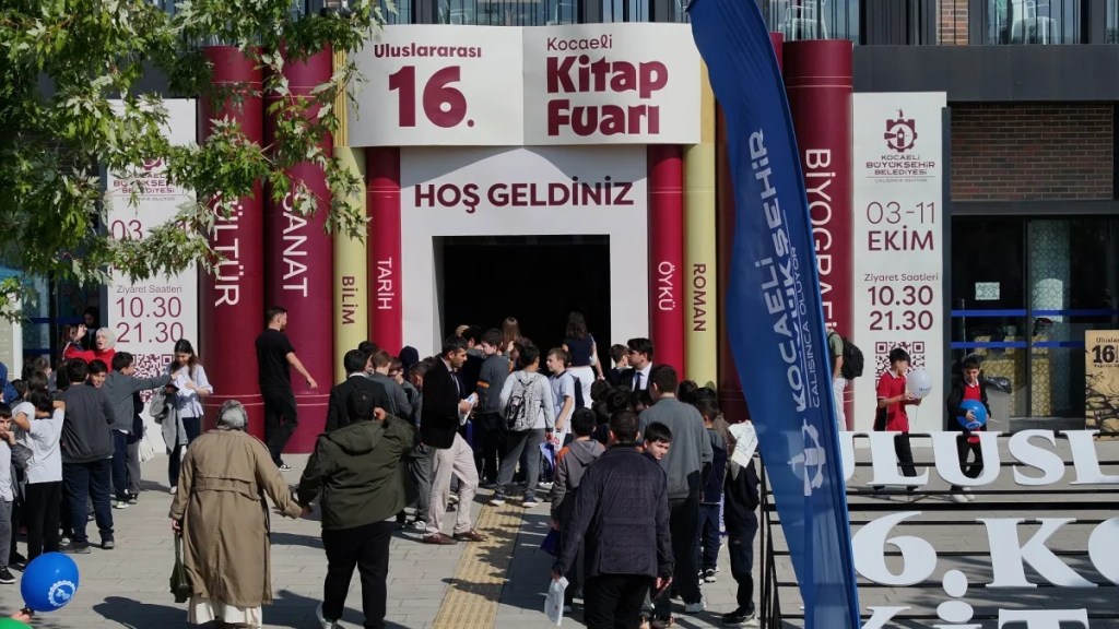 Kocaeli Kitap Fuarı yabancı konukları ağırladı